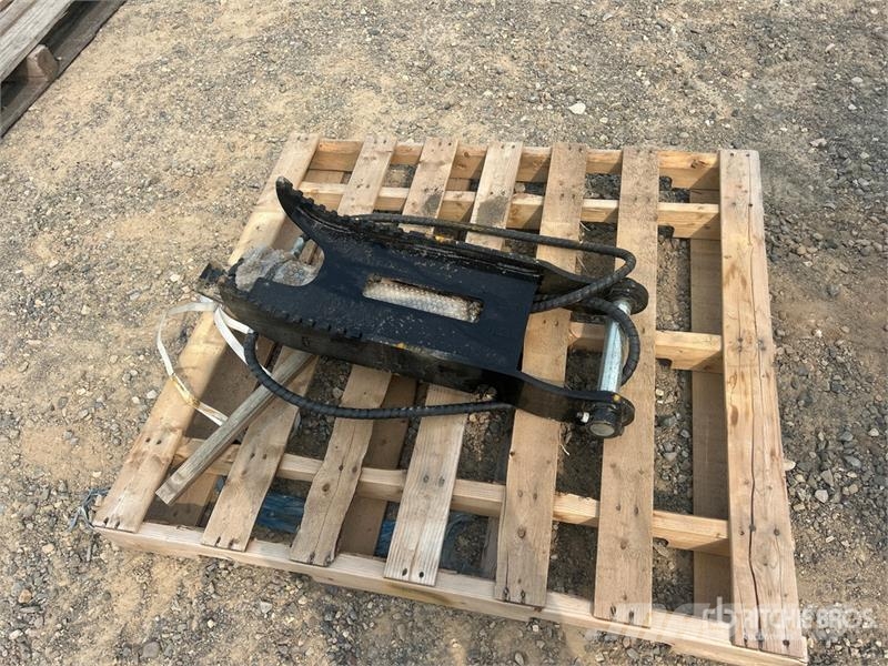 GIYI GY-XJ3T 11 in Hydraulic Excavator Thumb (Unus Godet