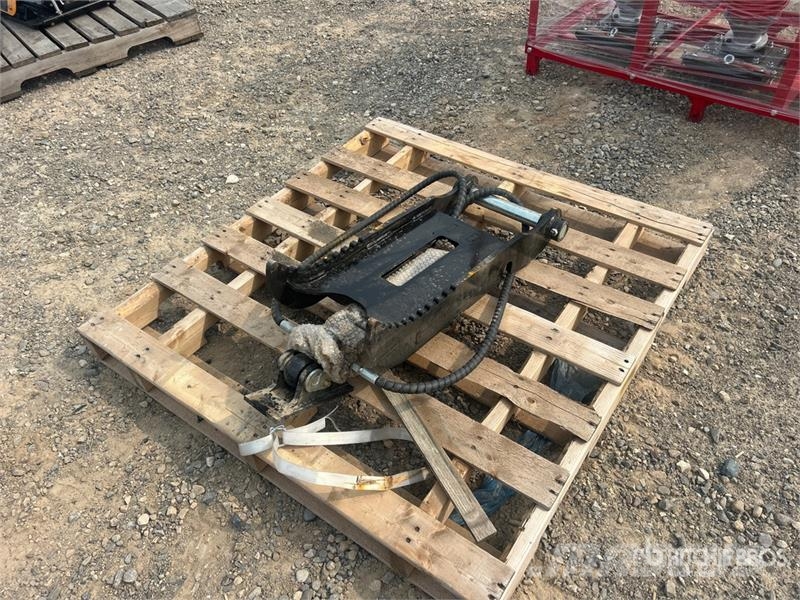 GIYI GY-XJ3T 11 in Hydraulic Excavator Thumb (Unus Godet