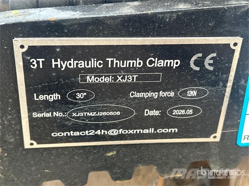 GIYI GY-XJ3T 11 in Hydraulic Excavator Thumb (Unus Godet
