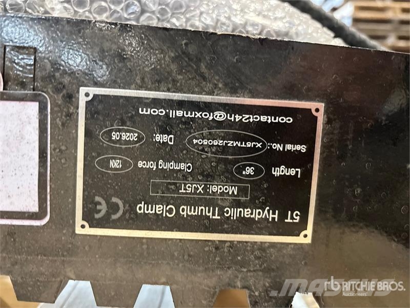 GIYI GY-XJ5T Hydraulic Excavator Thumb - Fits 5 to Kanalak