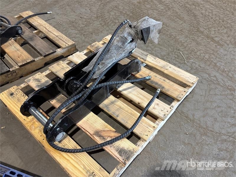 GIYI GY-XJ5T Hydraulic Excavator Thumb - Fits 5 to Kanalak
