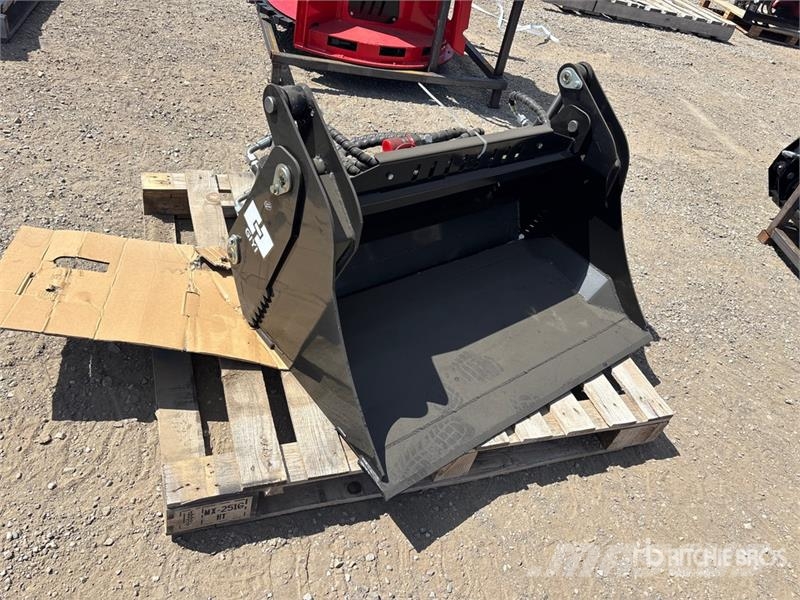 GIYI GY-XKH39 39 in Multi-Purpose Mini Skid Steer Godet