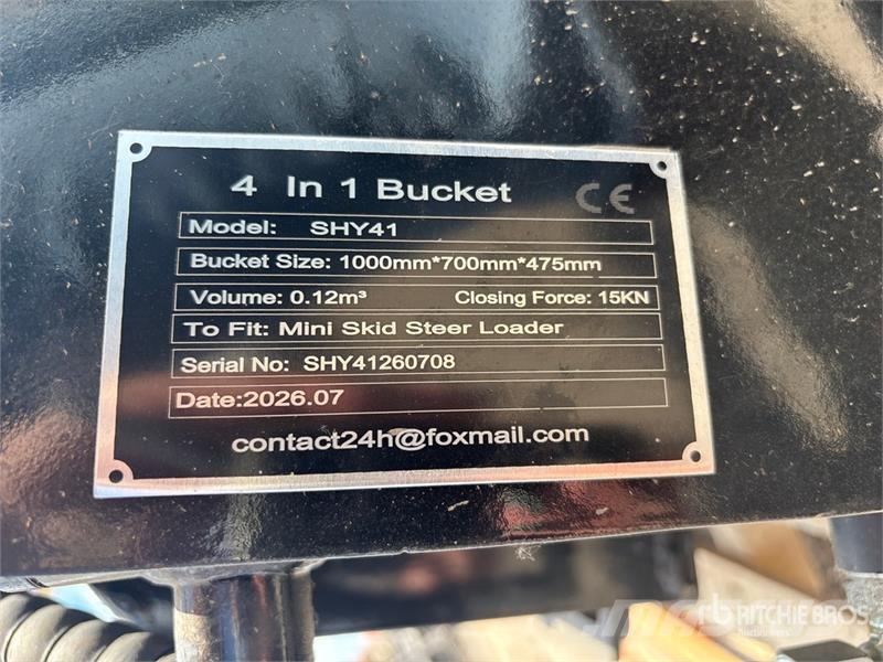 GIYI GY-XKH39 39 in Multi-Purpose Mini Skid Steer Godet