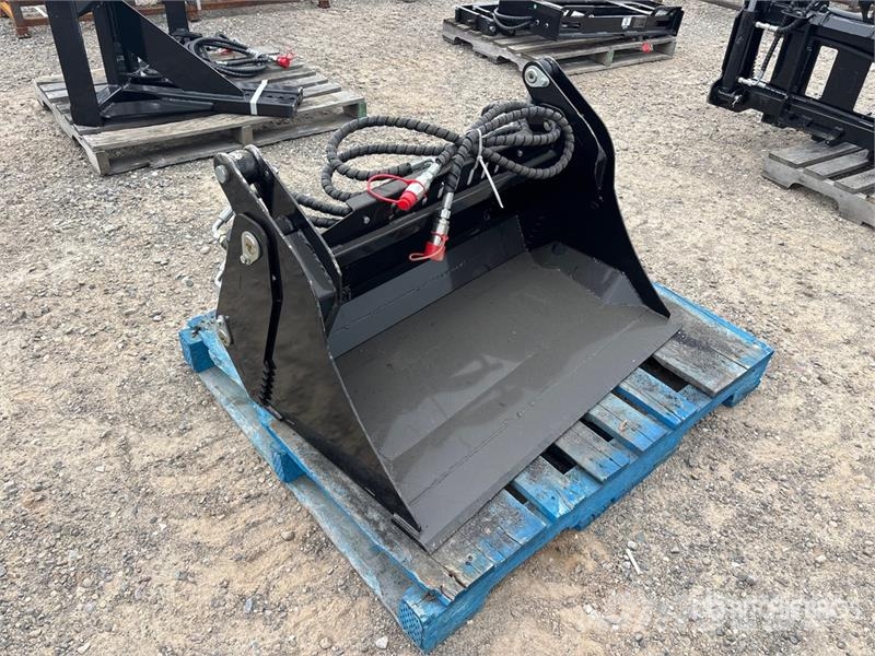GIYI GY-XKH39 39 in Multi-Purpose Mini Skid Steer 挖斗