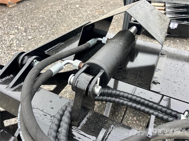  GIYI HWG78 70 in Skeleton Skid Steer Grapple Bucke Pinze