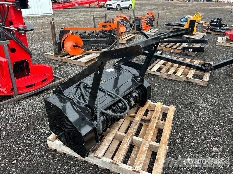 GIYI ML45 32 in Mini Skid Steer Mulcher (Unused) Šumarski malčeri