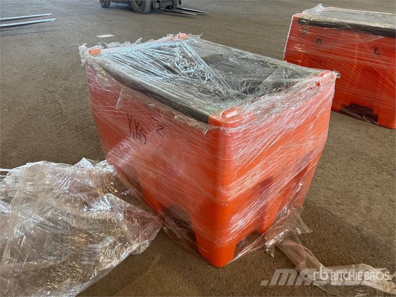GLDP480 116 gal Portable Poly Fuel Tank (Unused) Rezervoare de carburanți și aditivi