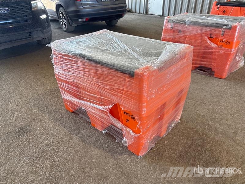  GLDP480 116 gal Portable Poly Fuel Tank (Unused) Rezervoare de carburanți și aditivi