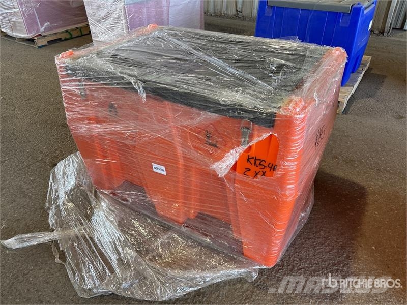 GLDP480 116 gal Portable Poly Fuel Tank (Unused) Fuel and additive tanks