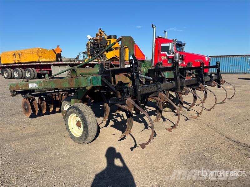Glencoe SS7400 12 ft Chisel Plow Beitelploeg