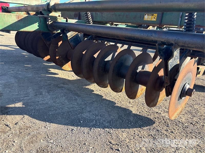 Glencoe SS7400 12 ft Chisel Plow Beitelploeg