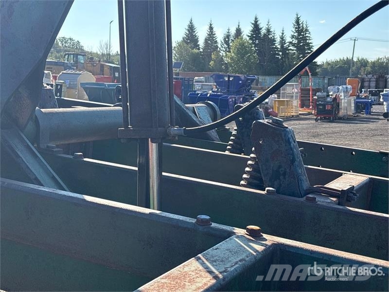 Glencoe SS7400 12 ft Chisel Plow Beitelploeg