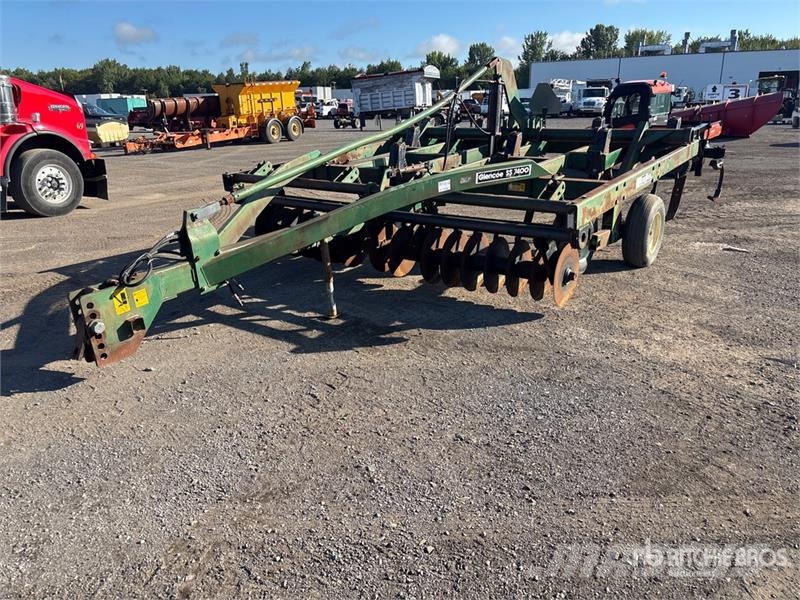 Glencoe SS7400 12 ft Chisel Plow Beitelploeg