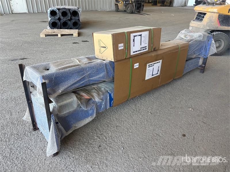 GLTP4500 2 Post 10000 lb Vehicle Lift (Unused) Utilaje construcții - Altele