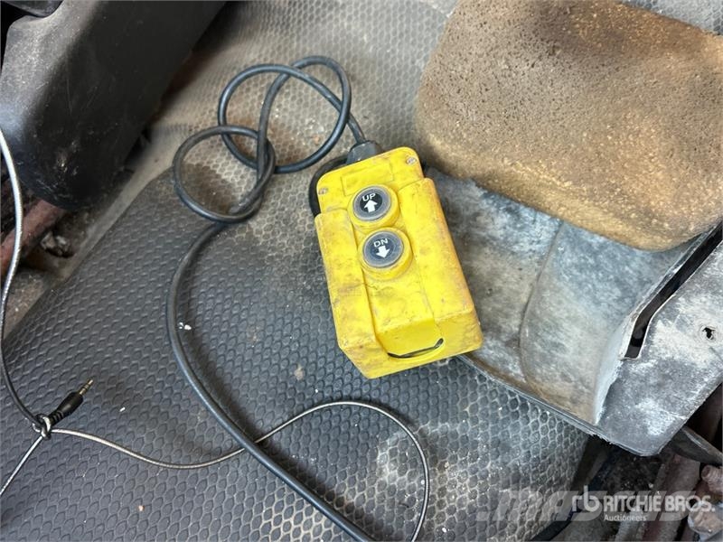 GMC 3500 ダンプ
