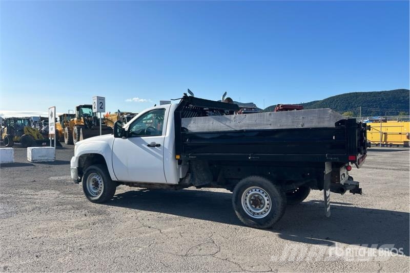 GMC 3500 ダンプ