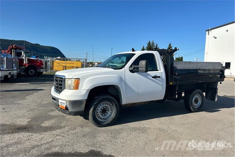 GMC 3500 ダンプ