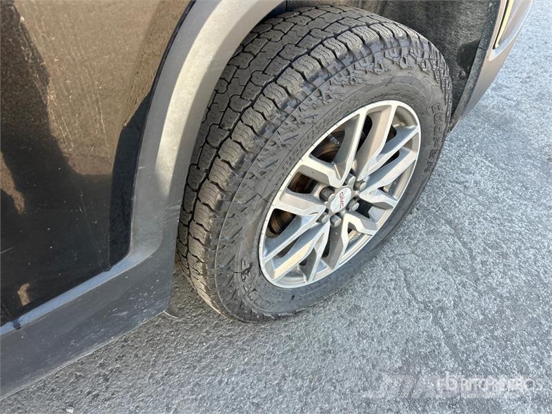 GMC Acadia SLE AWD SUV Auto