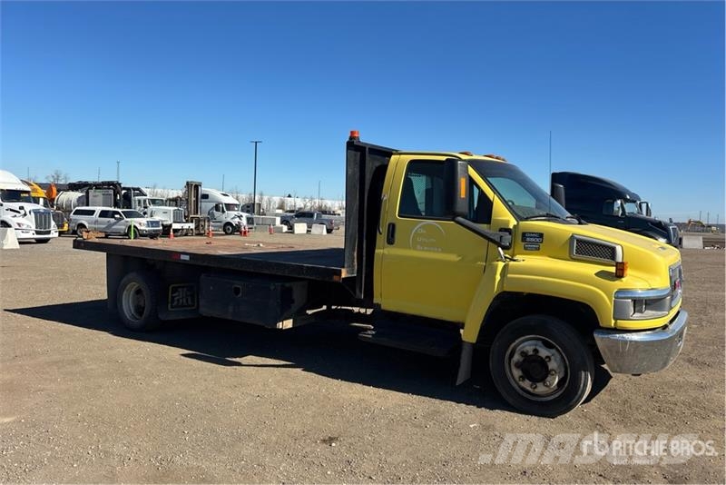 GMC C5500 Camion con sponde ribaltabili