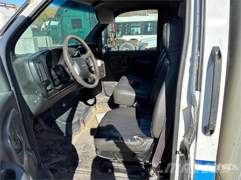 GMC C5500 Kommunal-Sonderfahrzeuge