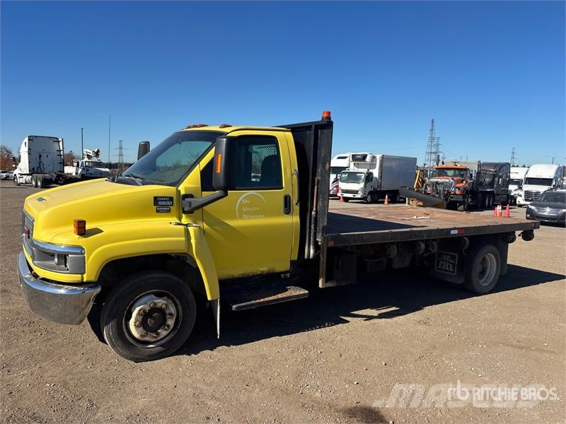 GMC C5500 Camion con sponde ribaltabili