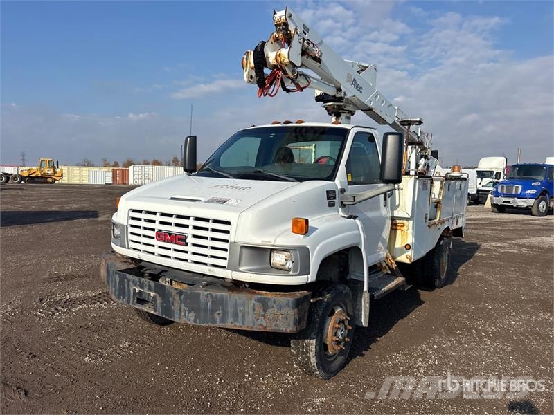 GMC C5500 Camion nacelle