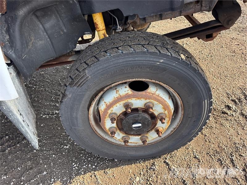 GMC C5500 Camion nacelle
