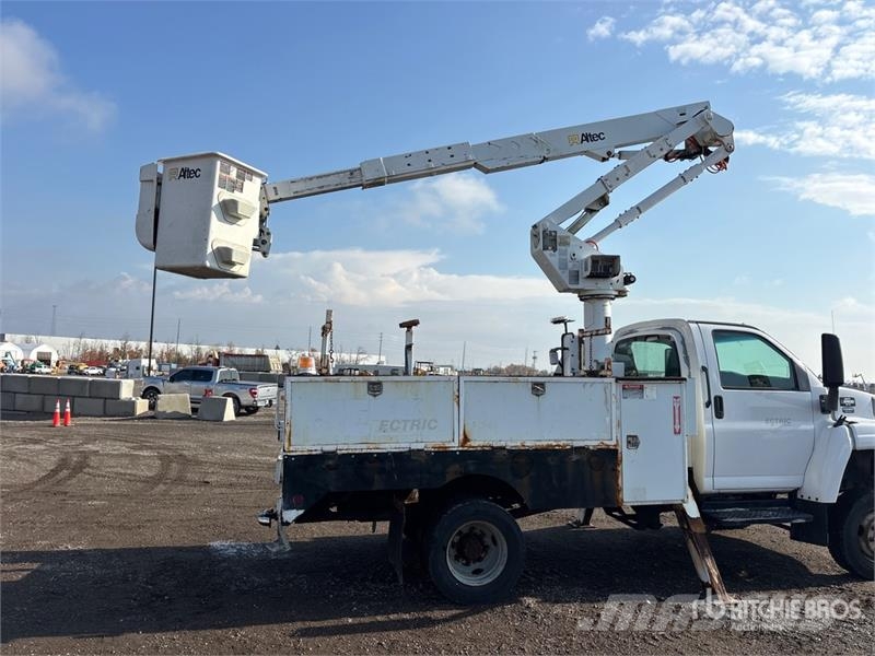 GMC C5500 Camion nacelle