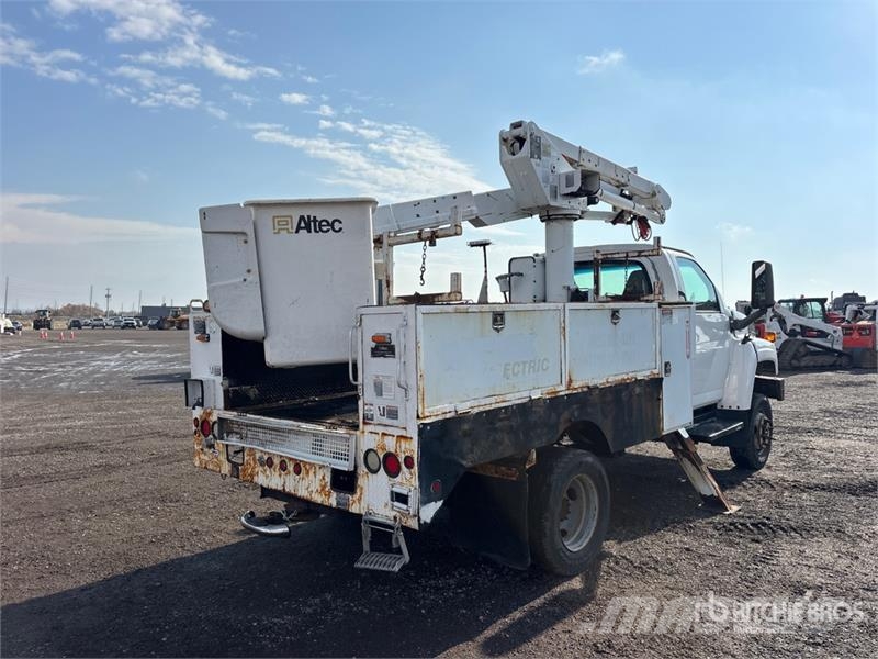 GMC C5500 Camion nacelle