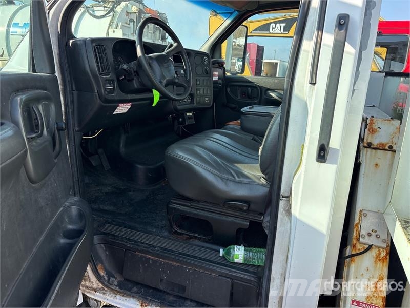 GMC C5500 Camion nacelle