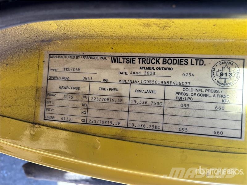 GMC C5500 Camion con sponde ribaltabili