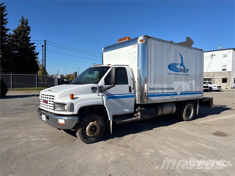 GMC C5500 Kommunal-Sonderfahrzeuge