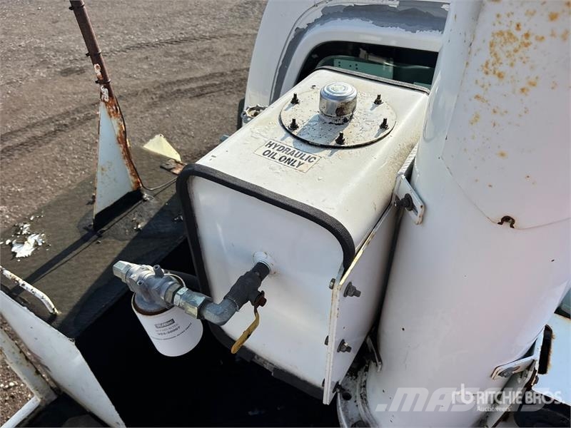 GMC C5500 Camion nacelle