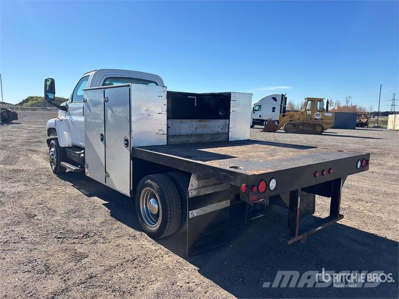 GMC C6500 皮卡车