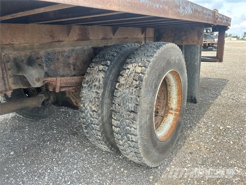 GMC C6500 Camiones plataforma