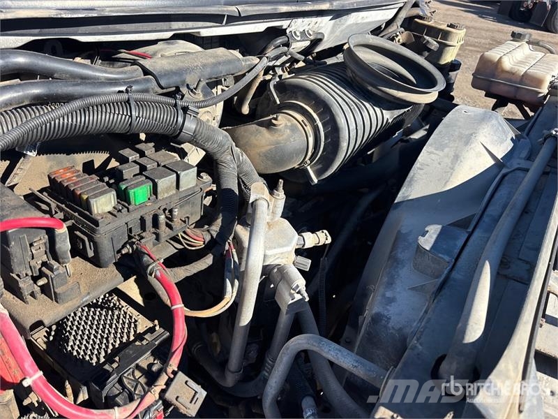 GMC C6500 皮卡车