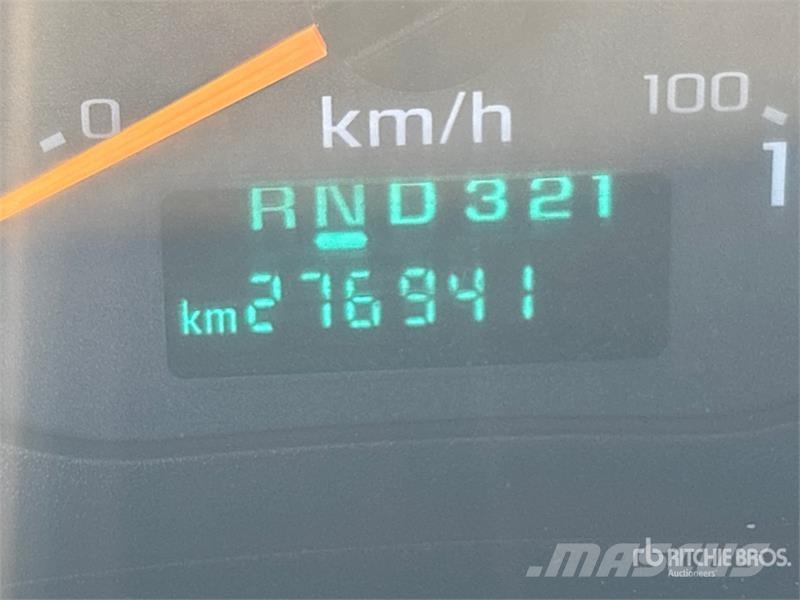 GMC C6500 皮卡车