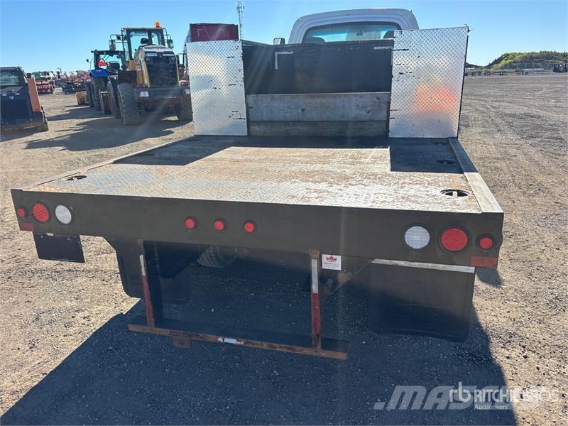 GMC C6500 皮卡车