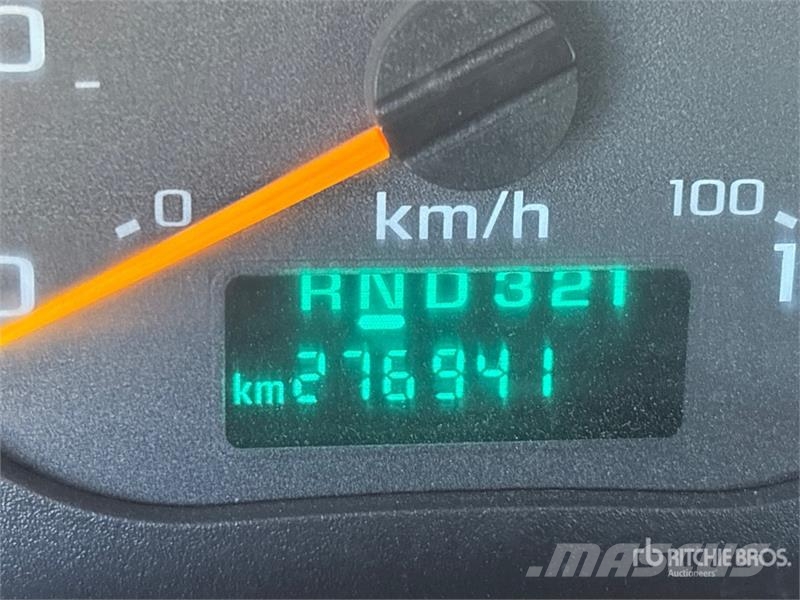 GMC C6500 皮卡车