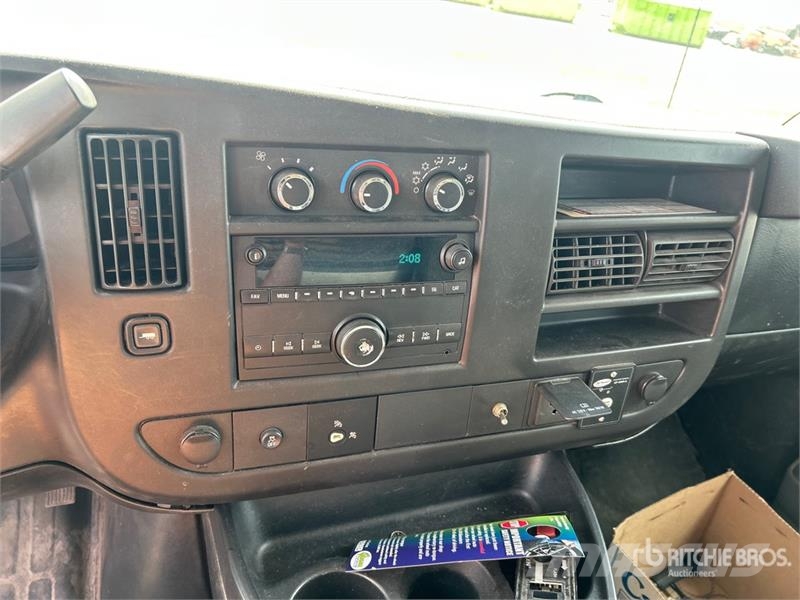 GMC Savana 2500 Utility Truck شاحنات خفيفة/مفصلية الجوانب