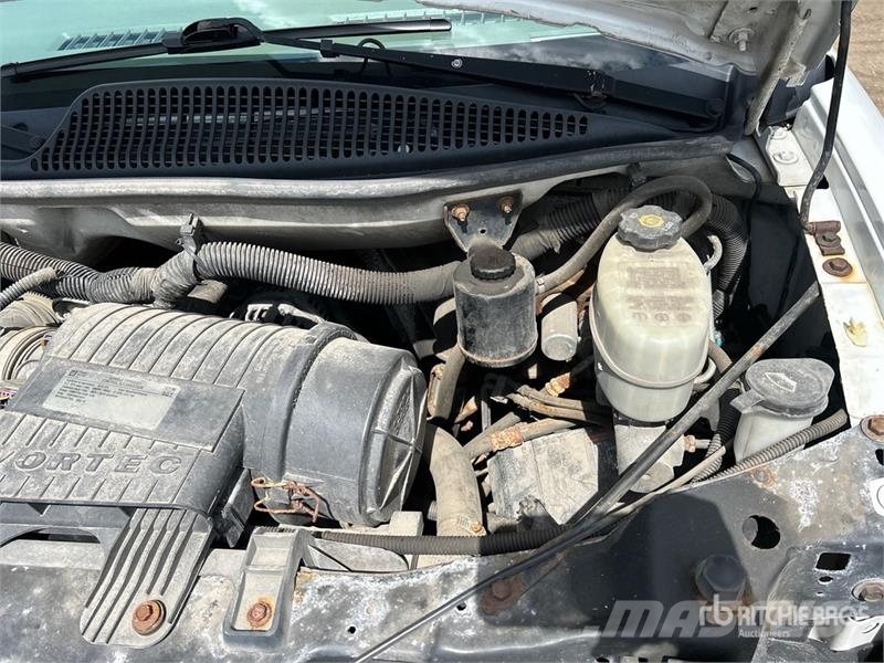 GMC Savana 2500 Utility Truck شاحنات خفيفة/مفصلية الجوانب