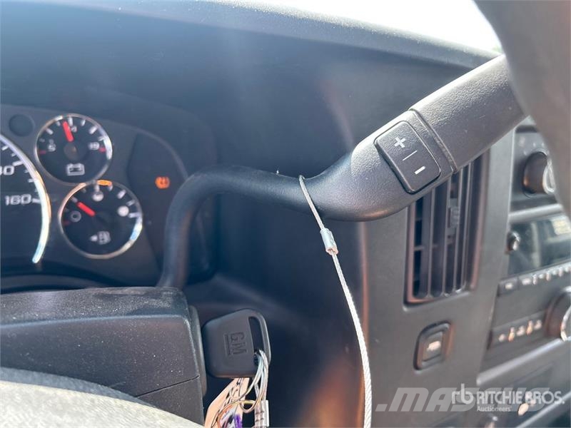 GMC Savana 2500 Utility Truck شاحنات خفيفة/مفصلية الجوانب