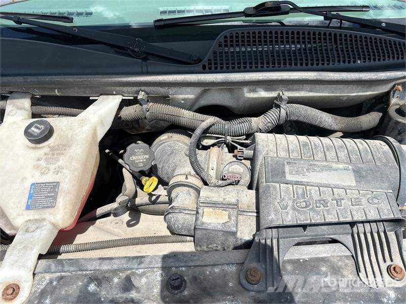 GMC Savana 2500 Utility Truck شاحنات خفيفة/مفصلية الجوانب