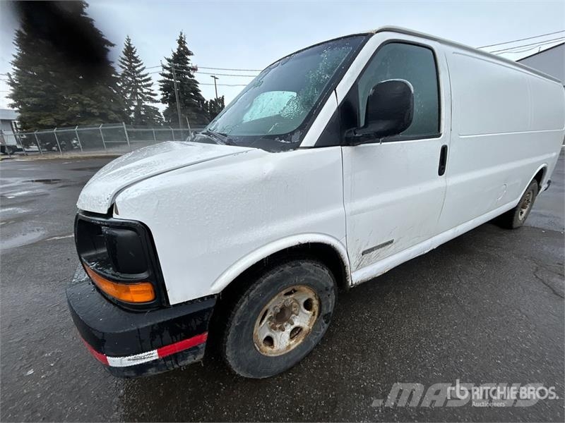 GMC Savana 3500 Dostavna vozila / kombiji