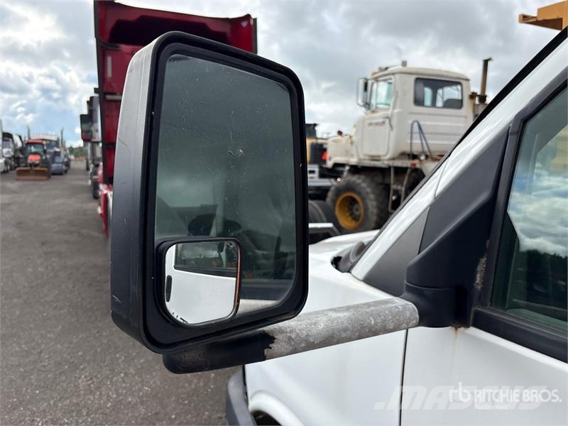 GMC Savana 3500 4x2 Van Truck ボックスボディー、ウイング、箱車