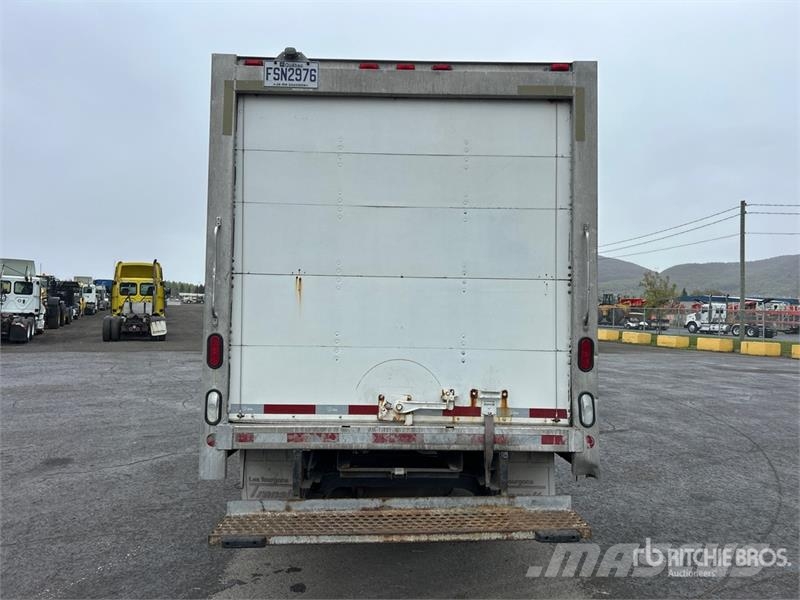 GMC Savana 3500 4x2 Van Truck Caminhões baú