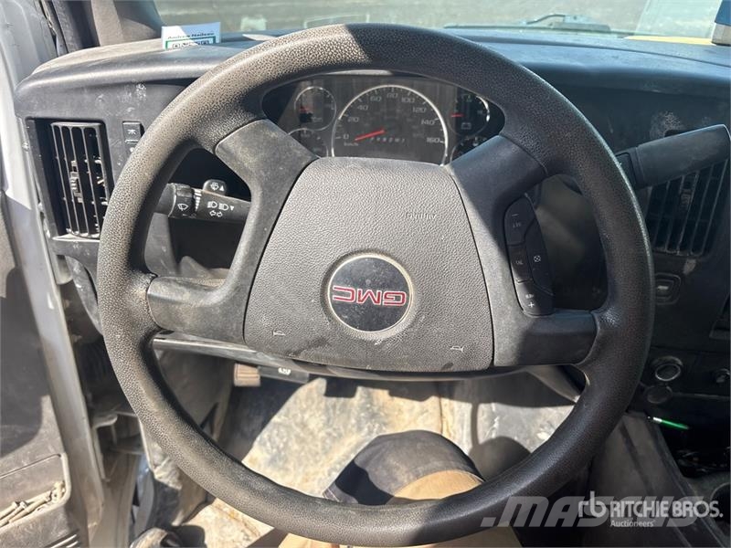 GMC Savana 3500 4x2 Van Truck Van Body Trucks