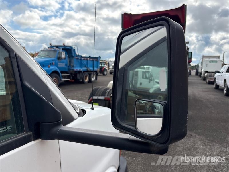 GMC Savana 3500 4x2 Van Truck ボックスボディー、ウイング、箱車