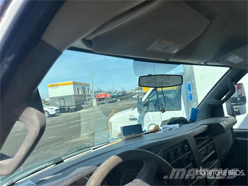 GMC Savana 3500 4x2 Van Truck Van Body Trucks