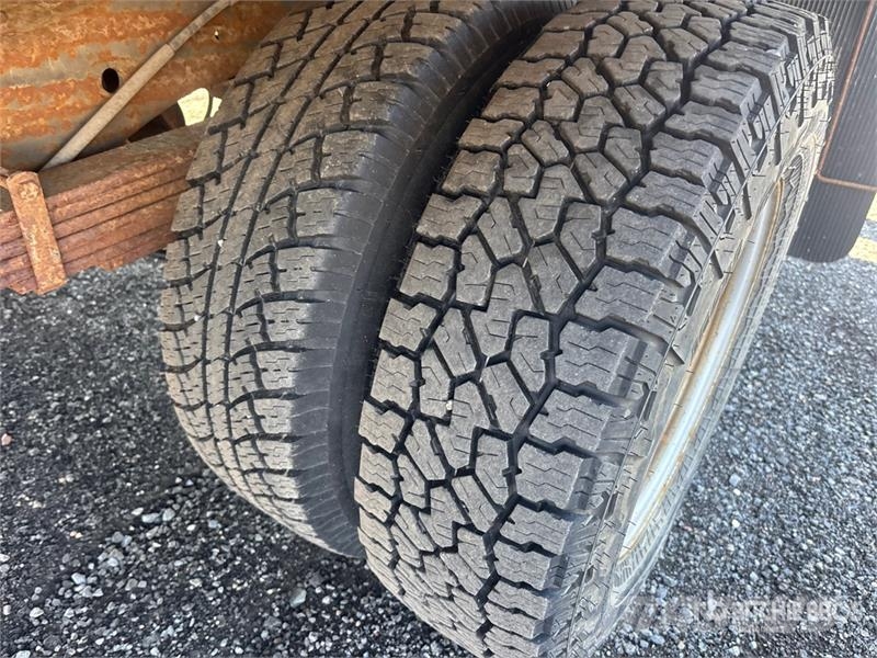 GMC Savana 3500 4x2 Van Truck Van Body Trucks